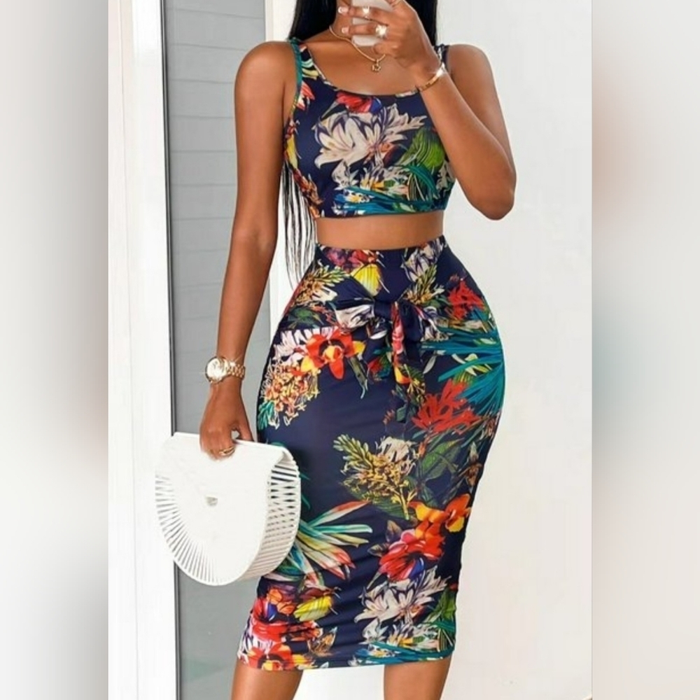 NWT Crop Top/Long skirt Floral Set
